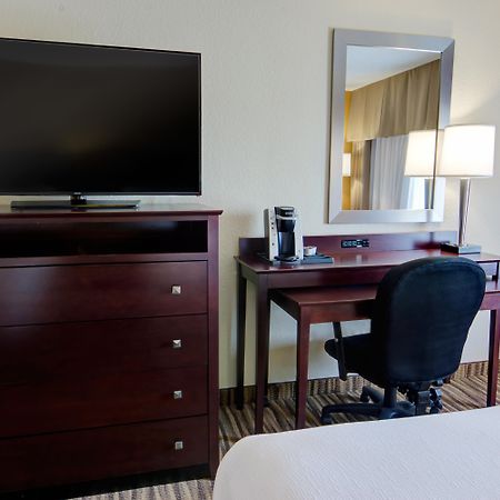 Holiday Inn St. Petersburg N - Clearwater, An Ihg Hotel Buitenkant foto