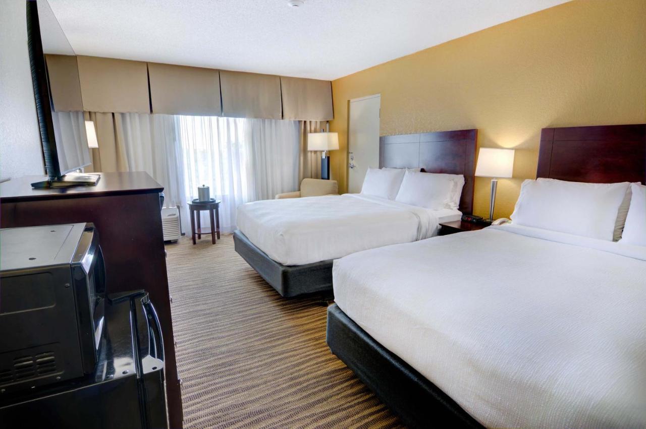 Holiday Inn St. Petersburg N - Clearwater, An Ihg Hotel Buitenkant foto
