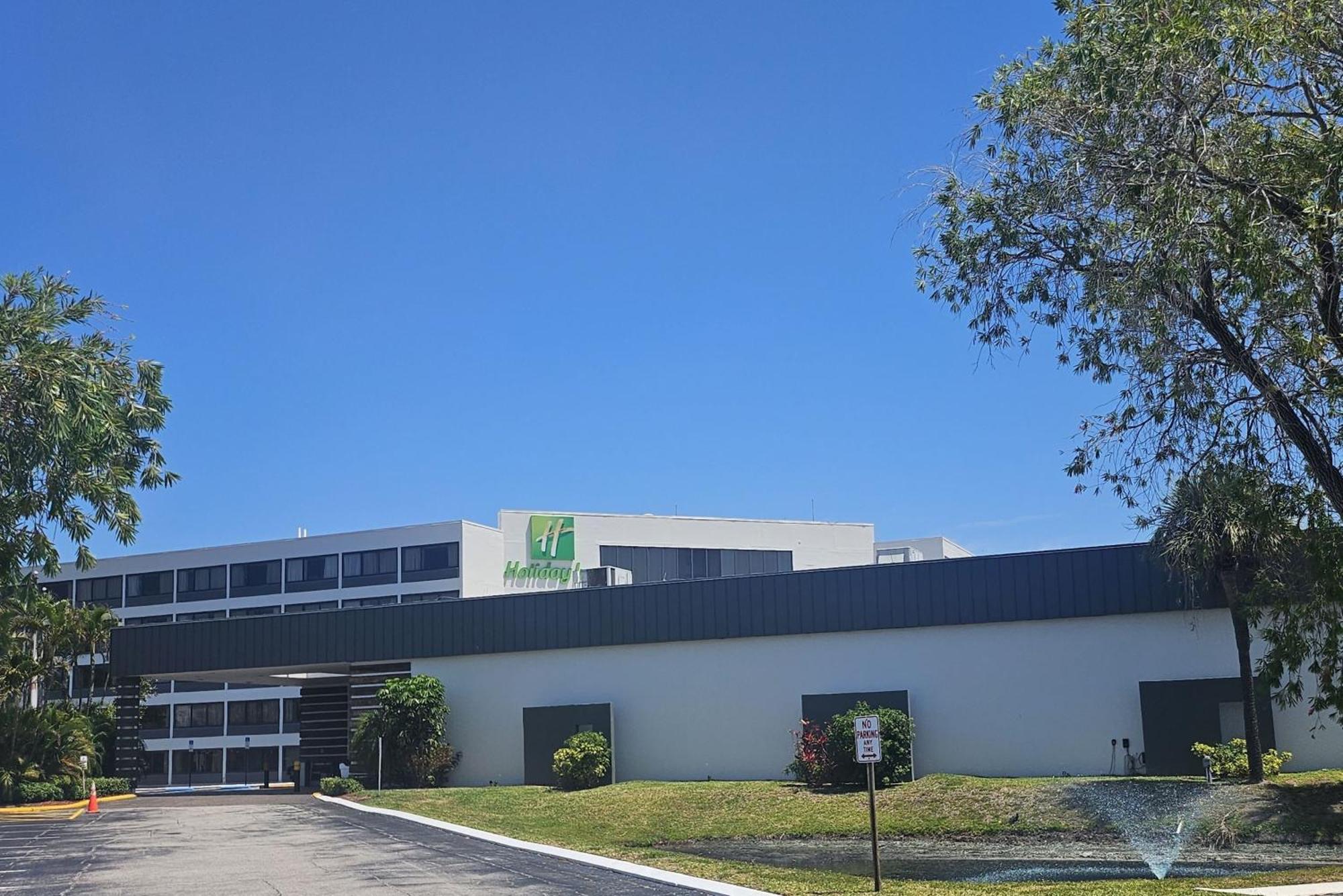 Holiday Inn St. Petersburg N - Clearwater, An Ihg Hotel Buitenkant foto